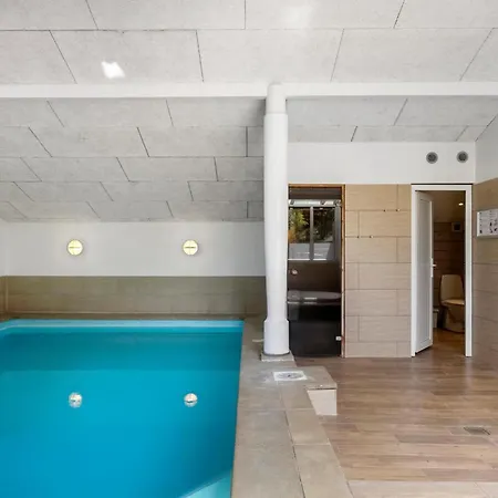Dom wakacyjny Stunning In Vaeggerlose With Sauna *