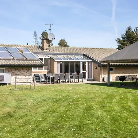 Stunning In Vaeggerlose With Sauna Semesterbostad *